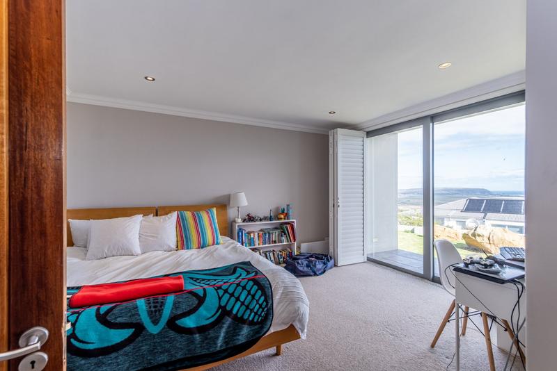 5 Bedroom Property for Sale in Belvedere Western Cape